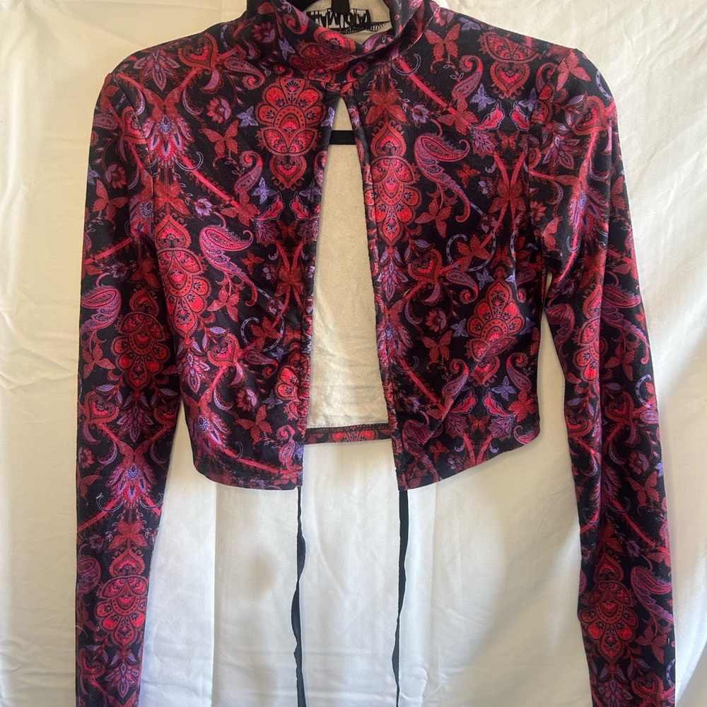 I.AM.GIA Vibrant Red and Black top